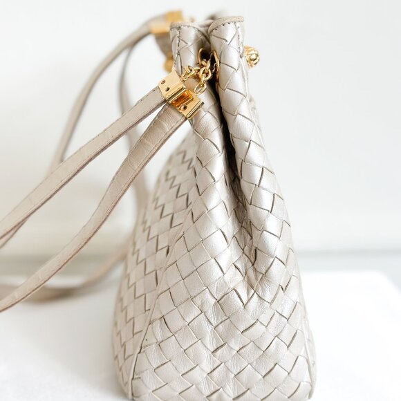 Bottega Veneta Shoulder Bag - Picture 7 of 16